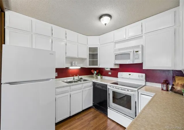 Photo 3 of Condo for sale at 9150 E Center Ave #4B, Denver, CO 80247 | MLS# 9198399 | Listing updated on 2026-07-24