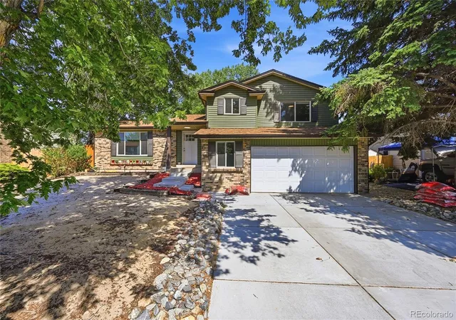 Photo 1 of Single family home for sale at 3368 S Elkhart St, Aurora, CO 80014 | MLS# 8061055 | Listing updated on 2026-08-13