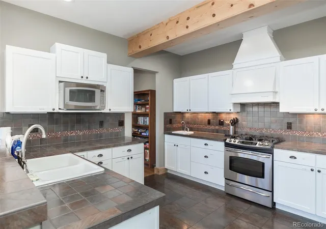 Photo 3 of Single family home for sale at 293 Mt Neva Dr, Granby, CO 80446 | MLS# 4192397 | Listing updated on 2026-08-06