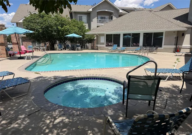 2nd image of 1821 S Dunkirk St, Aurora, CO 80017
