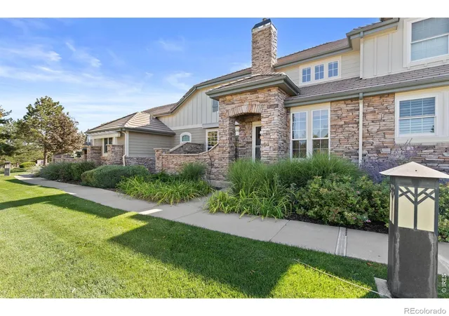 2nd image of 8887 Tappy Toorie Cir, Highlands Ranch, CO 80129 | MLS# IR1064576