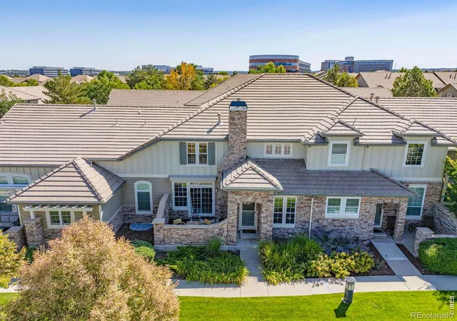 3rd image of 8887 Tappy Toorie Cir, Highlands Ranch, CO 80129 | MLS# IR1064576