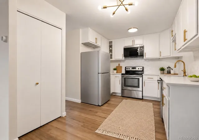 3rd image of 675 S Alton Wy #9C, Denver, CO 80247 | MLS# 2952844
