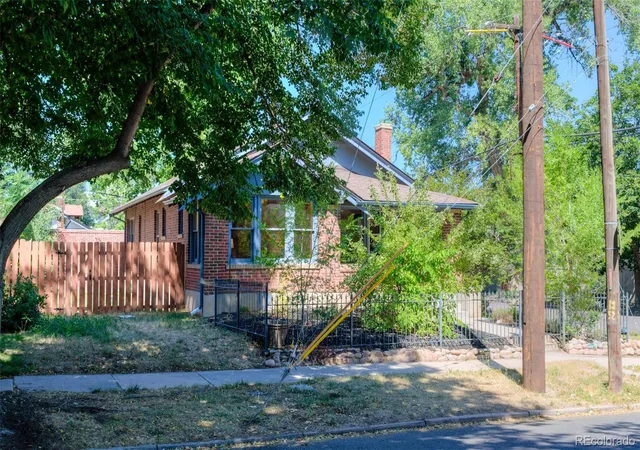 Photo 3 of Single family home for sale at 4660 E 16th Avenue, Denver, CO 80220 | MLS# 7927319 | Listing updated on 2026-08-26