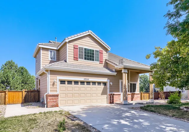 Photo 2 of Single family home for sale at 19355 E 58th Drive, Aurora, CO 80019 | MLS# 9235884 | Listing updated on 2026-10-26