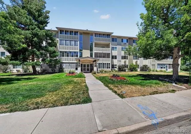 3rd image of 750 S Alton Wy #8C, Denver, CO 80247 | MLS# 6306170