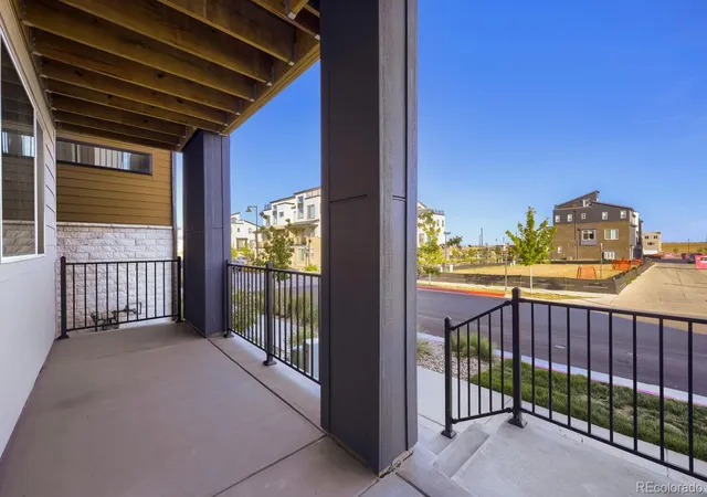 3rd image of 16567 Peak St, Broomfield, CO 80023 | MLS# 7210754