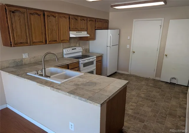 Photo 2 of Single family home for sale at 2949 S Biscay St, Aurora, CO 80013 | MLS# 3573319 | Listing updated on 2026-08-21