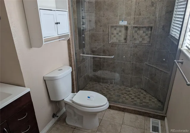 Photo 4 of Single family home for sale at 2949 S Biscay St, Aurora, CO 80013 | MLS# 3573319 | Listing updated on 2026-08-21