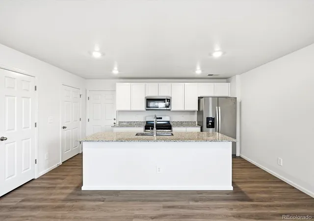 Photo 4 of Townhouse for sale at 21229 East 65th Ave, Aurora, CO 80019 | MLS# 8925130 | Listing updated on 2026-10-27
