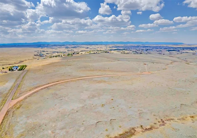 2nd image of 4304 Whisper Rock Dr, Elizabeth, CO 80107 | MLS# 3384535