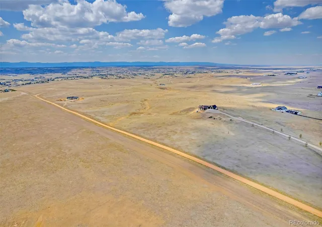 4th image of 4304 Whisper Rock Dr, Elizabeth, CO 80107 | MLS# 3384535