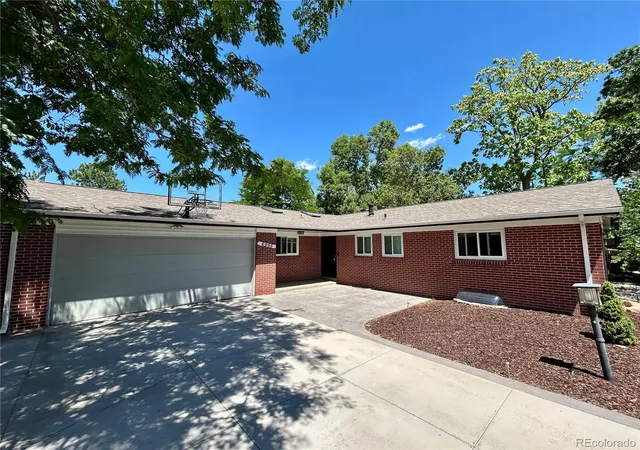 Photo 3 of Single family home for sale at 6955 S Cook Way, Centennial, CO 80122 | MLS# 6214637 | Listing updated on 2026-09-01