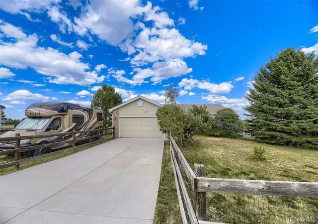 2nd image of 34114 Prairie Loop, Elizabeth, CO 80107 | MLS# 5454785
