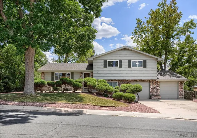 Photo 2 of Single family home for sale at 1260 E Easter Ave, Centennial, CO 80122 | MLS# 6094682 | Listing updated on 2026-10-17