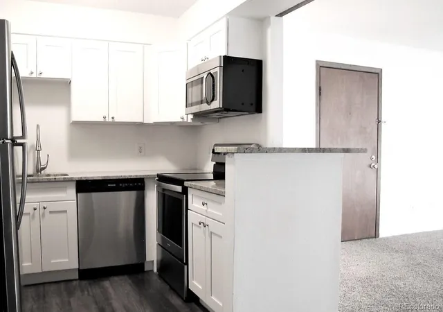 4th image of 430 Zang St, Lakewood, CO 80228