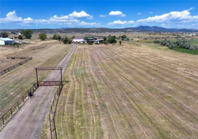 Photo 4 of Single family home for sale at 115 S County Rd 23, Berthoud, CO 80513 | MLS# 9200391 | Listing updated on 2026-09-03