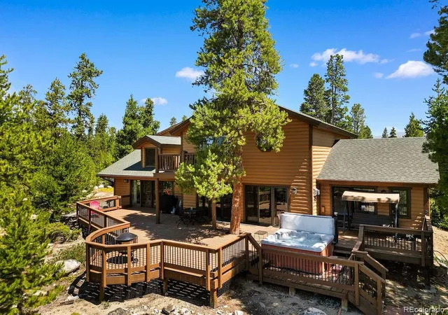Photo 3 of Single family home for sale at 621 County Rd 4454, Grand Lake, CO 80447 | MLS# 9119723 | Listing updated on 2026-08-30