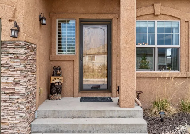 Photo 3 of Single family home for sale at 773 Sally Hl Ct, Monument, CO 80132 | MLS# 8898669 | Listing updated on 2026-08-28