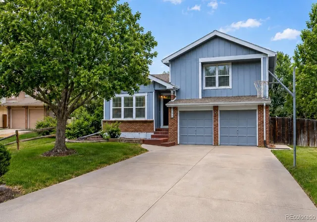 Photo 3 of Single family home for sale at 8162 Dudley Cir, Arvada, CO 80005 | MLS# 6274342 | Listing updated on 2026-09-22