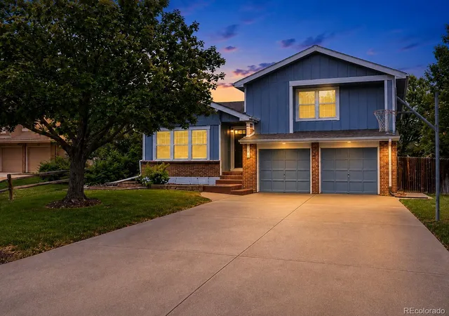 Photo 2 of Single family home for sale at 8162 Dudley Cir, Arvada, CO 80005 | MLS# 6274342 | Listing updated on 2026-09-22