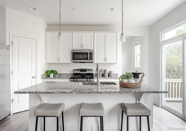 3rd image of 631 W 170Th Pl, Broomfield, CO 80023 | MLS# 8131491