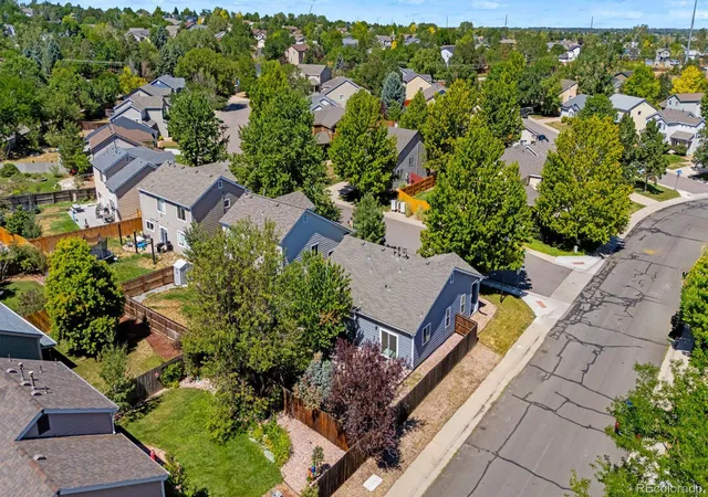 4th image of 20290 E Red Fox Ln, Centennial, CO 80015 | MLS# 8076986