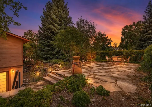 Photo 2 of Sale Pending at 405 E Sutton Cir, Lafayette, CO 80026 | MLS# 7472951 | Listing updated on 2026-08-03