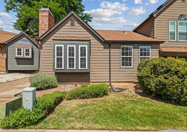 Photo 2 of Condo for sale at 17458 E Rice Cir #F, Aurora, CO 80015 | MLS# 9589446 | Listing updated on 2026-09-02