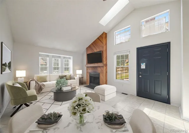 Listing Photo 5 - Condo for sale in building located at 17458 E Rice Cir, Aurora, CO 80015 - Unit #F
