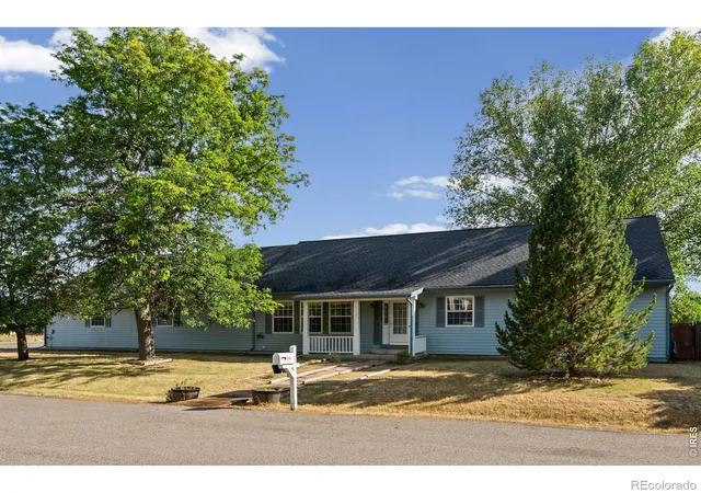 Photo 1 of Single family home for sale at 513 Mail Crk Ct, Fort Collins, CO 80525 | MLS# IR1064650 | Listing updated on 2026-10-01