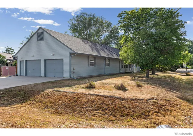 Photo 3 of Single family home for sale at 513 Mail Crk Ct, Fort Collins, CO 80525 | MLS# IR1064650 | Listing updated on 2026-10-01