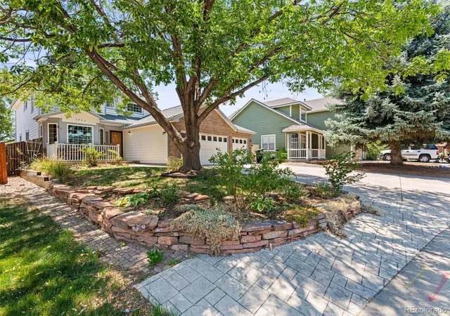 Photo 3 of Single family home for sale at 3084 Signal Crk Blvd, Thornton, CO 80241 | MLS# 9684373 | Listing updated on 2026-09-04