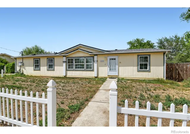 1st image of 415 E Woodward Ave, Keenesburg, CO 80643 | MLS# IR1064652