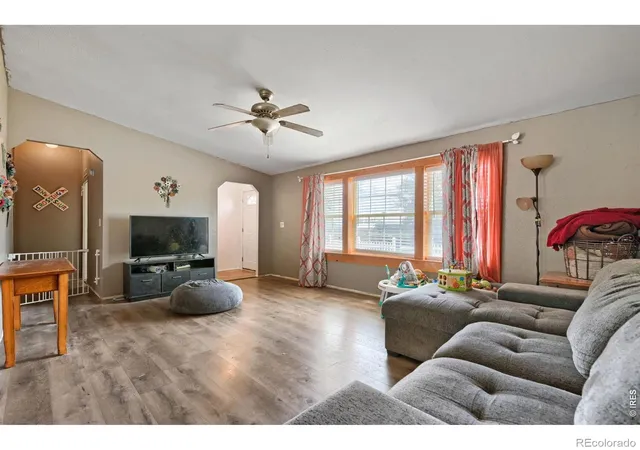 Photo 3 of Single family home for sale at 415 E Woodward Ave, Keenesburg, CO 80643 | MLS# IR1064652 | Listing updated on 2026-09-29