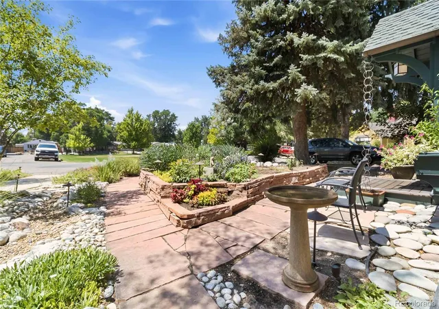3rd image of 2838 S Clarkson Cir, Englewood, CO 80113 | MLS# 9521067