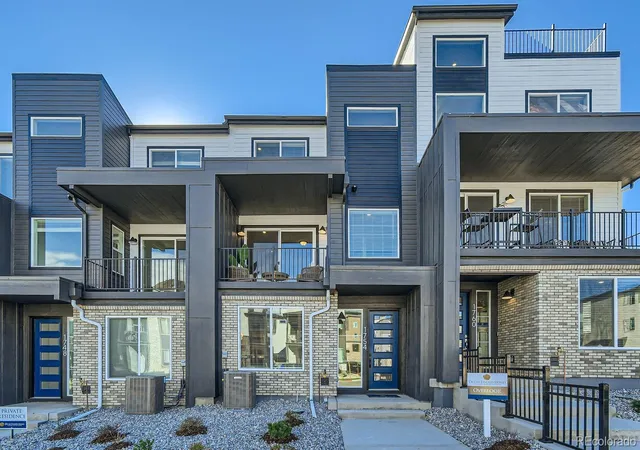1st image of 1612 Park Pl, Broomfield, CO 80023 | MLS# 6411464