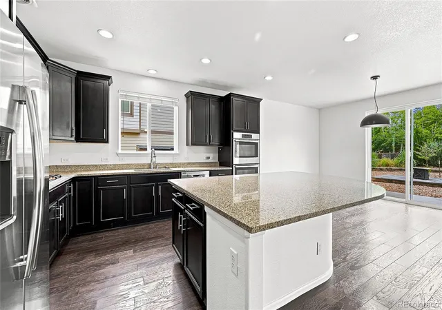 2nd image of 10790 Unity Pkwy, Commerce City, CO 80022 | MLS# 3946363