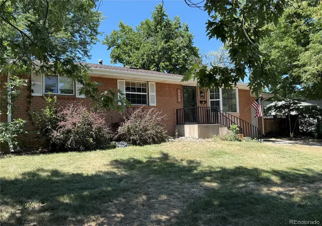 1st image of 6859 S Foresthill St, Littleton, CO 80120 | MLS# 5349833