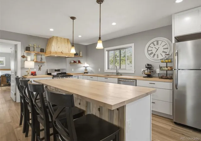 Photo 3 of Single family home for sale at 485 Signal Ridge Rd, Como, CO 80432 | MLS# 8145551 | Listing updated on 2026-09-12