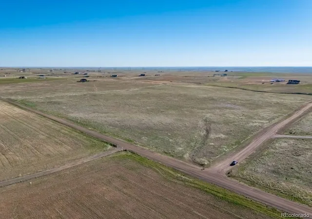 1st image of 58701 E Lake Pl, Strasburg, CO 80136 | MLS# 7573105