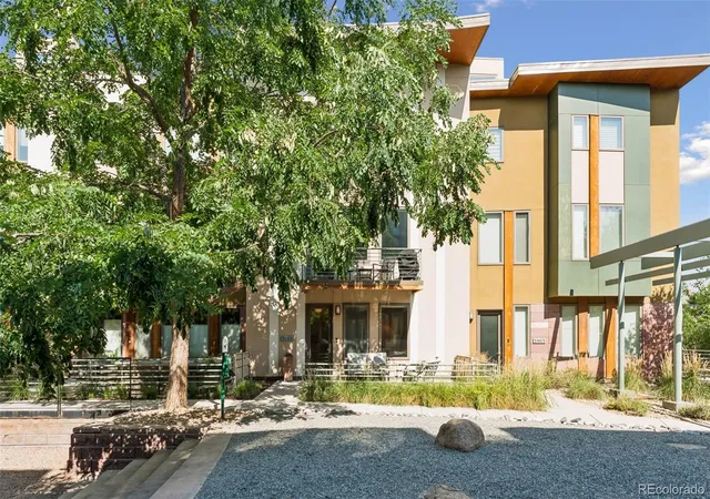 Photo 2 of Townhouse for sale at 1961 W 34th Avenue, Denver, CO 80211 | MLS# 7966392 | Listing updated on 2026-09-23