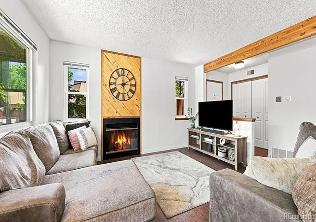 4th image of 540 S Forest St #10-103, Denver, CO 80246 | MLS# 4206102