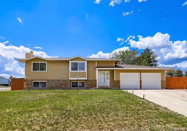 Photo 2 of Single family home for sale at 4240 Chenango Dr, Colorado Springs, CO 80911 | MLS# 3845433 | Listing updated on 2026-08-15