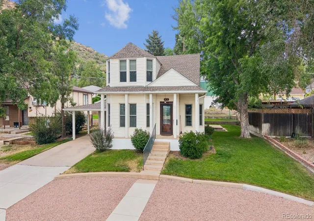 2nd image of 614 Front St, Castle Rock, CO 80104 | MLS# 3000871