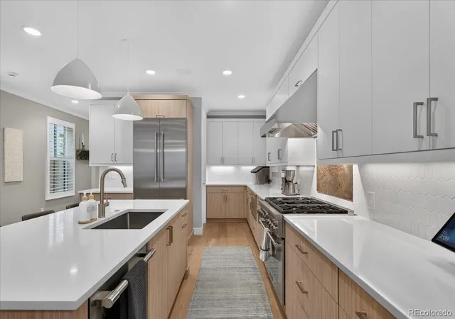 Photo 4 of Single family home for sale at 521 Adams St, Denver, CO 80206 | MLS# 9771916 | Listing updated on 2026-10-08