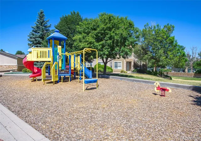 21st image of 9992 E Idaho Cir #201, Aurora, CO 80247 | MLS# 9214519