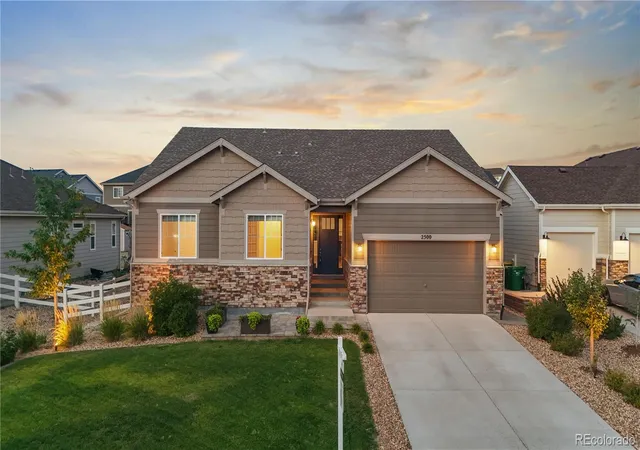 Photo 2 of Single family home for sale at 2500 Hillcroft Ln, Castle Rock, CO 80104 | MLS# 8137248 | Listing updated on 2026-09-26