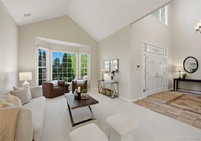 Photo 3 of Single family home for sale at 5498 S Helena St, Centennial, CO 80015 | MLS# 4702154 | Listing updated on 2026-10-16