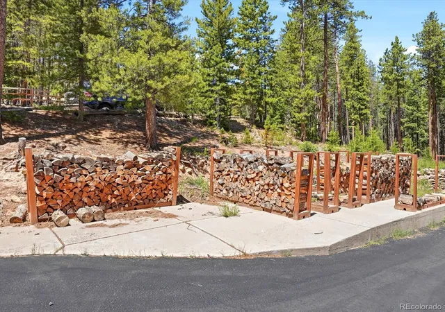 Photo 5 of Single family home for sale at 32627 Lila Dr, Conifer, CO 80433 | MLS# 6579532 | Listing updated on 2026-09-01